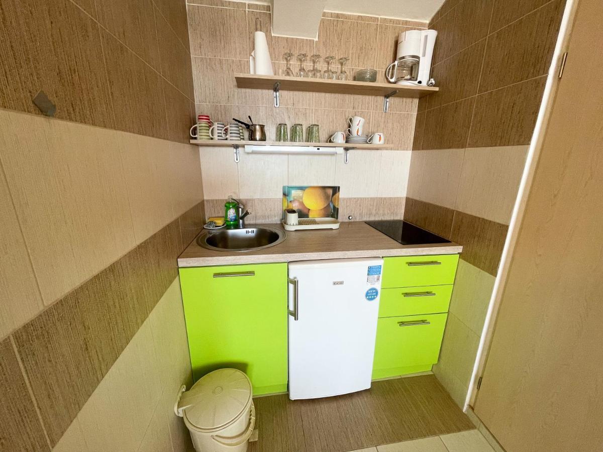 Apartmani Milan ซริกเวนิซา ภายนอก รูปภาพ
